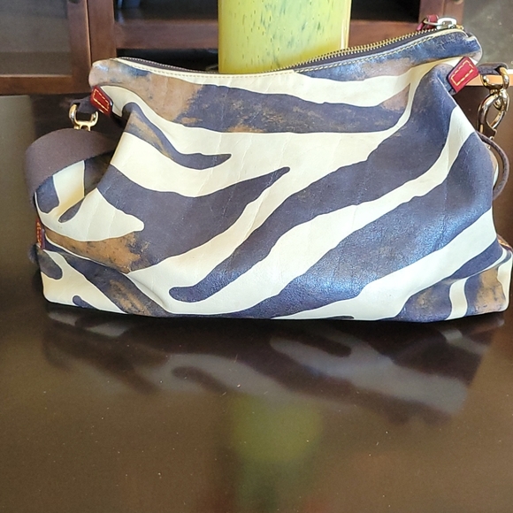 Shoulder Dooney &Bourke - Picture 2 of 3